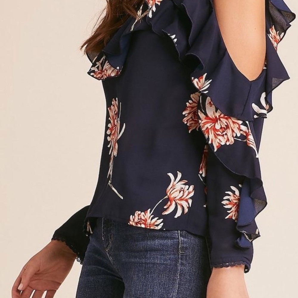 BB Dakota Santa Monica Medium blouse